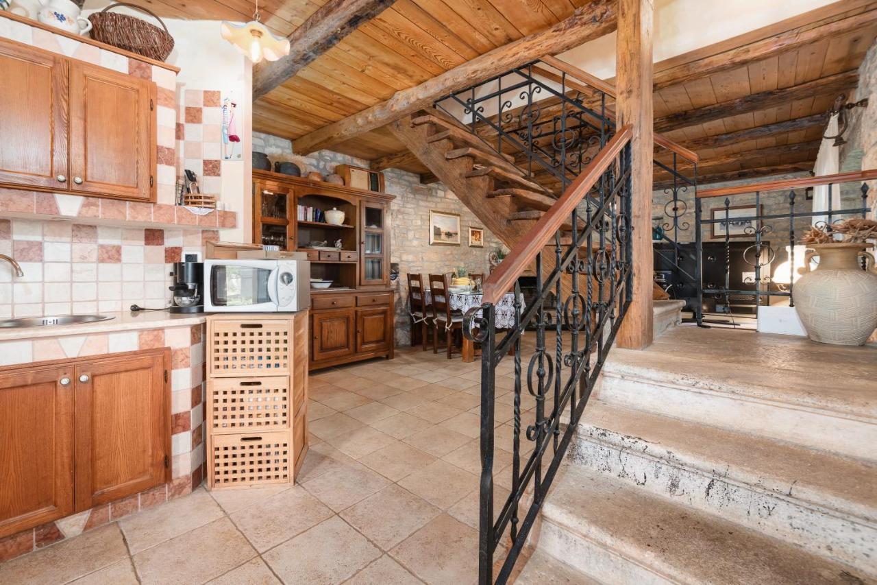 Villa Janko Sveti Lovreč Pazenatički Εξωτερικό φωτογραφία