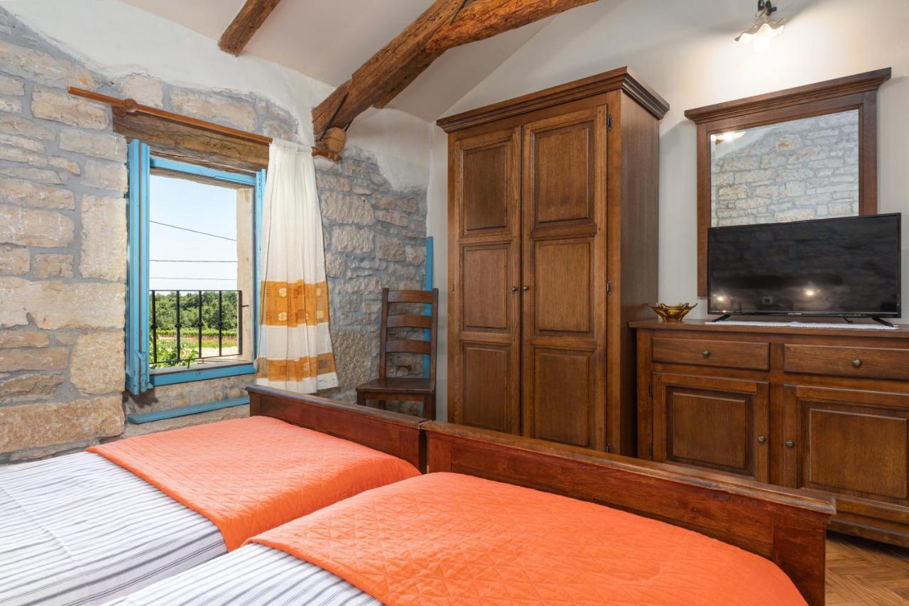 Villa Janko Sveti Lovreč Pazenatički Εξωτερικό φωτογραφία